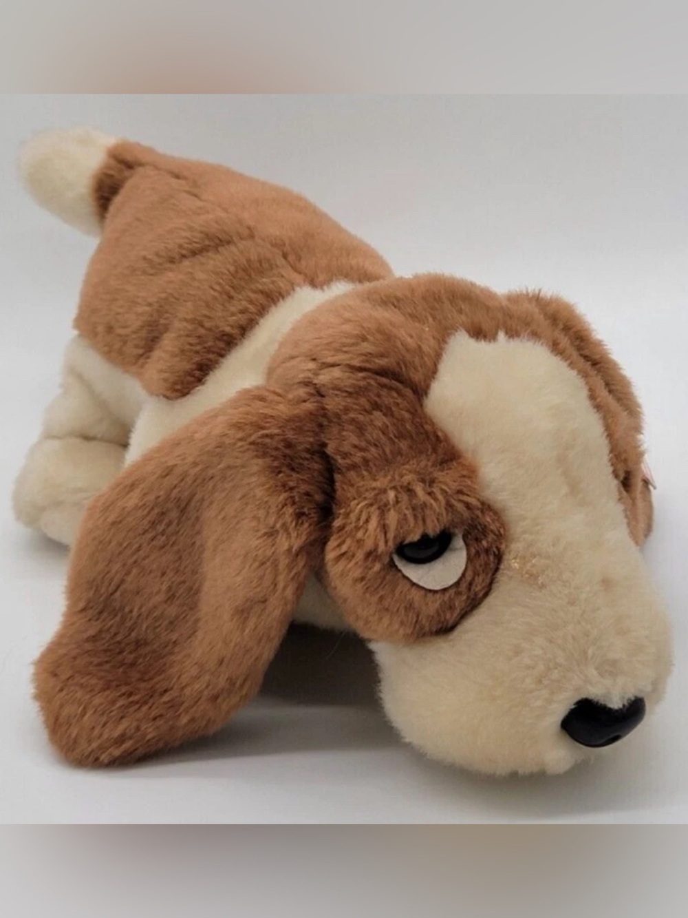 Vintage Ty Beanie Baby Tracker the Basset Hound Plush Toy 1998 12”(No Hang Tag)